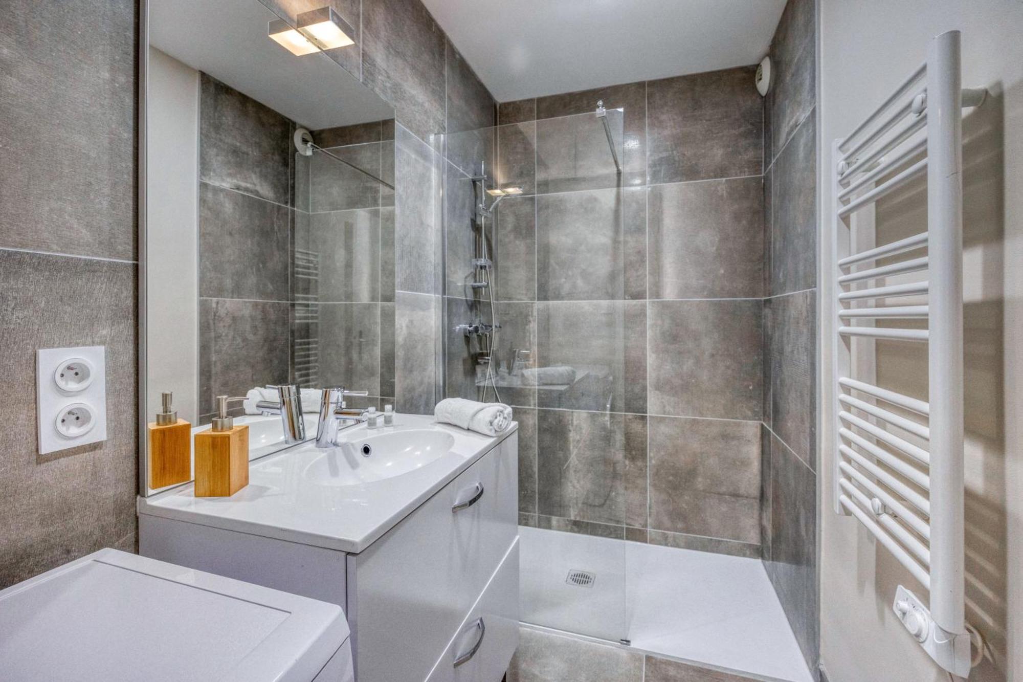 Le Bellevue - Gare De Grenoble Apartment Ngoại thất bức ảnh